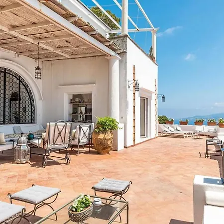 Exquisite Luxury In * Capri